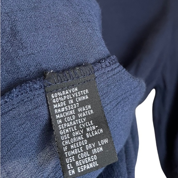 Unique Spectrum 3/4 Sleeves Boat Neckline Navy Blue Top size S/M - Picture 6 of 9